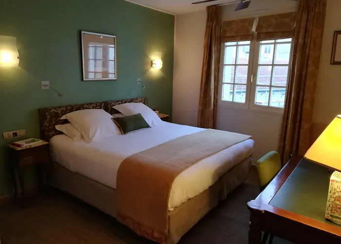 La Marisa Grande Hotell 3*