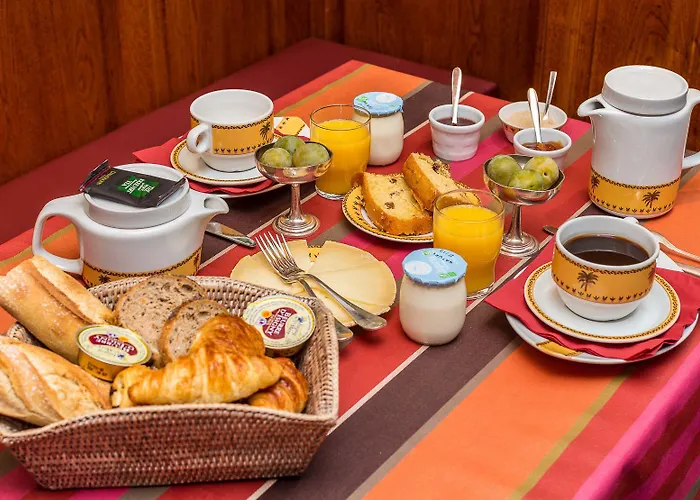 La Marisa Grande Hotell 3*